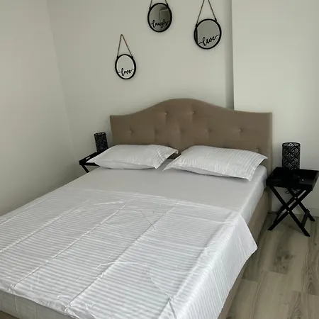 Cozi White Apartament Voluntari Exterior photo