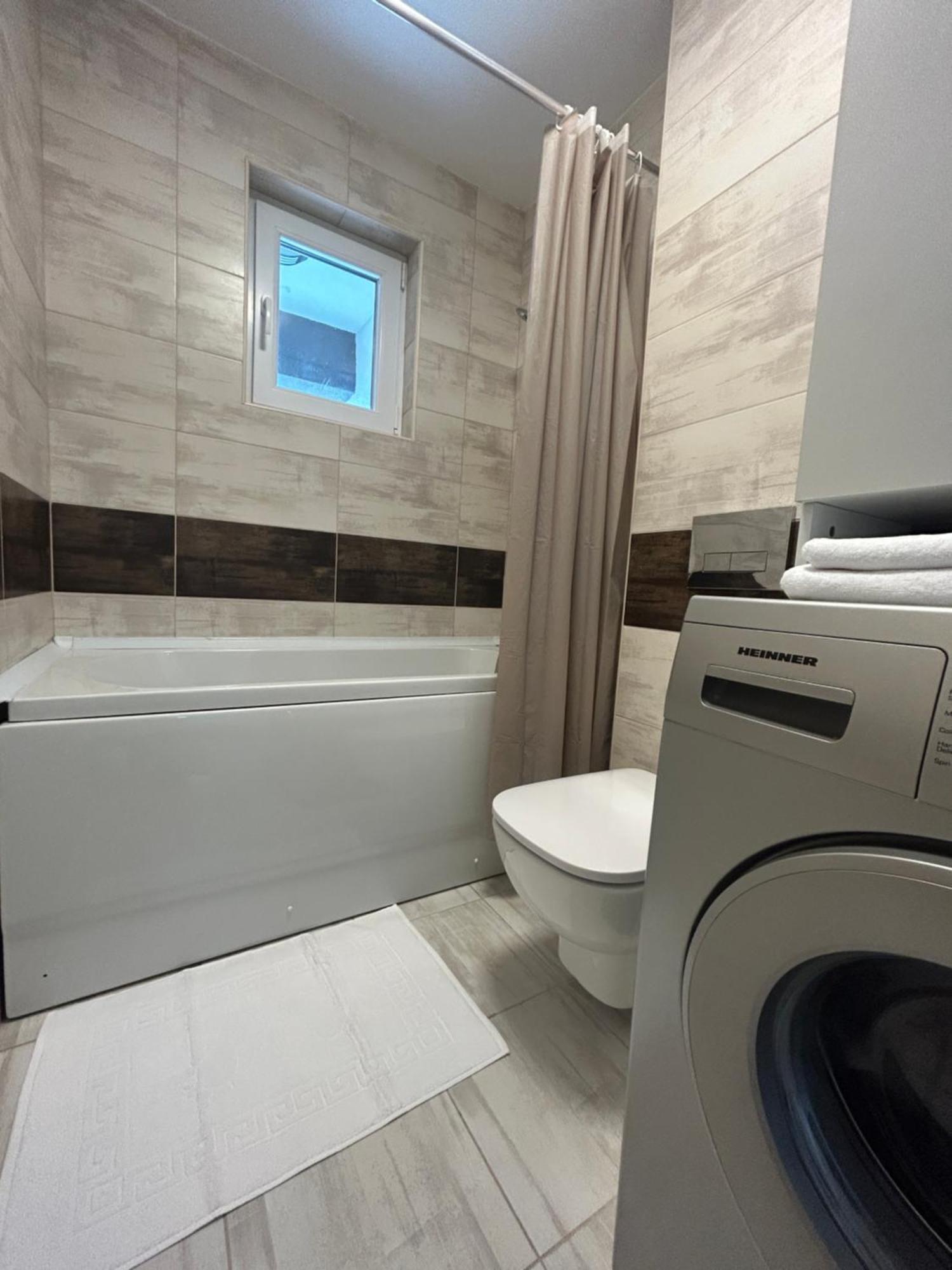 Apartment Cozi White *
